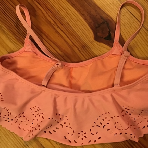 Gianni Bini melon swim top GB euc ruffle L - Picture 2 of 2